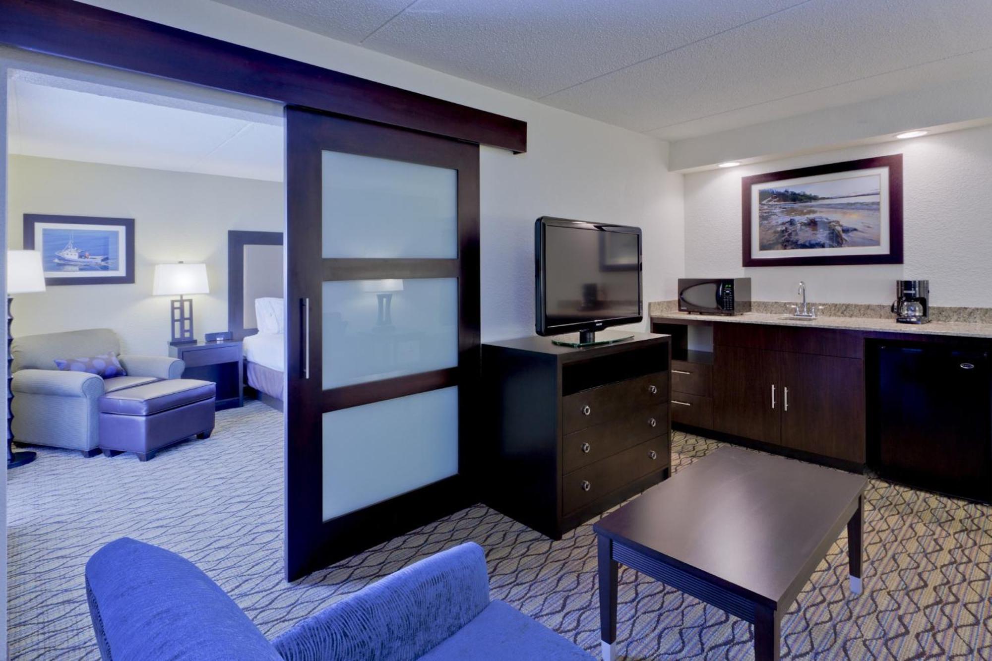 Holiday Inn Express Baltimore BWI Airport West By Ihg Hanover Exterior photo